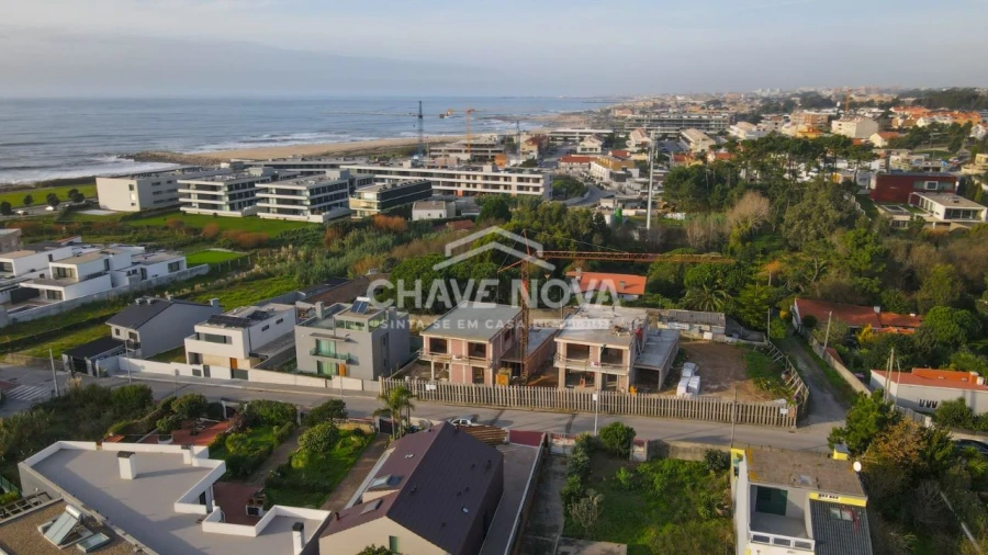 Moradia T4 para Venda em Canidelo Foto 22