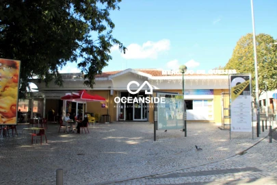 Loja para Venda em Carnaxide e Queijas