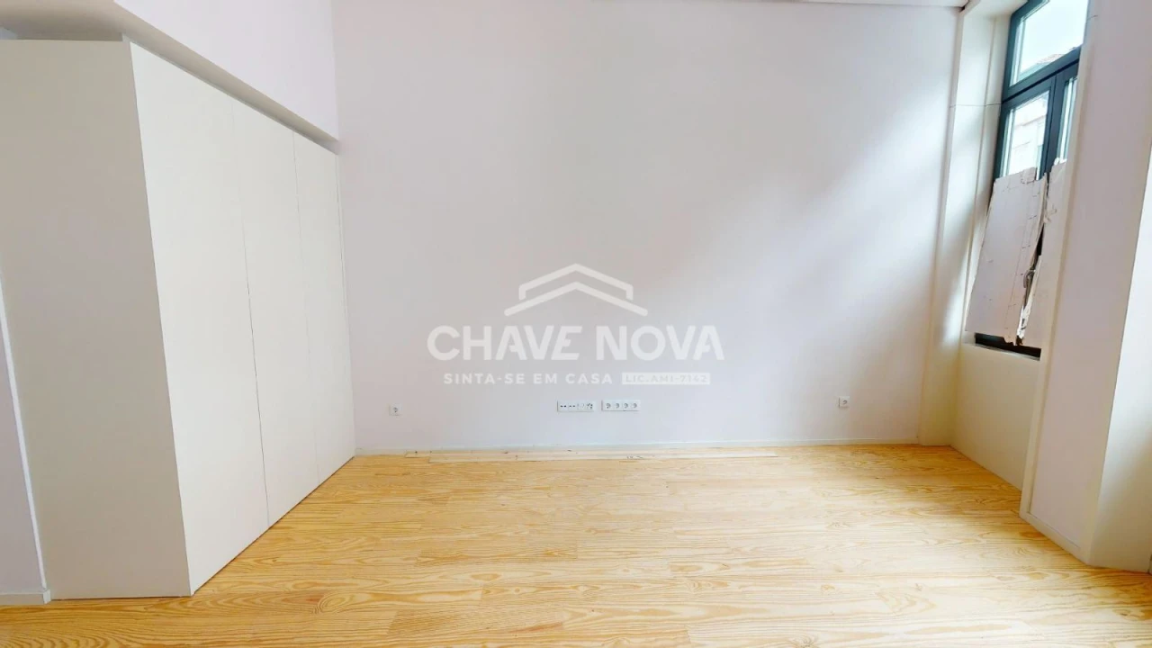 Apartamento T1 para Venda em Cedofeita, Santo Ildefonso, Sé, Miragaia, São Nicolau e Vitória Foto 6