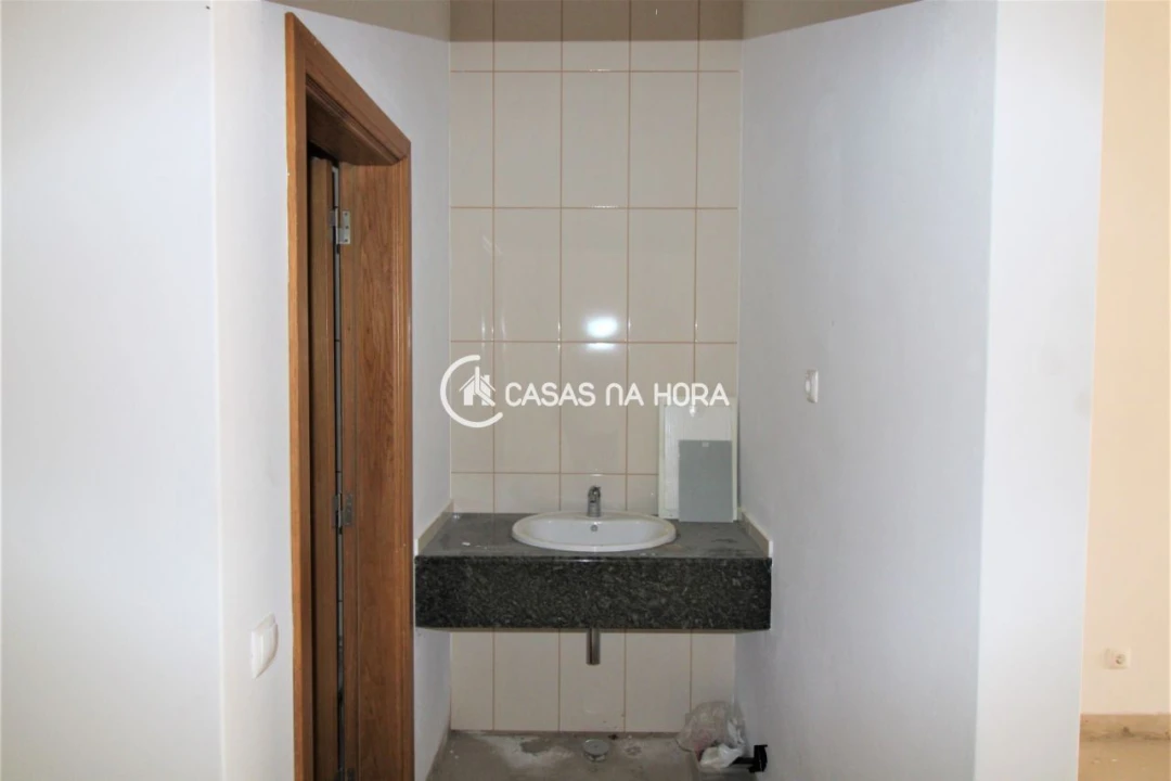 Loja para Venda em Ferragudo Foto 6