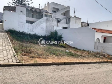 Terreno P/ Prédio para Venda em Estômbar e Parchal