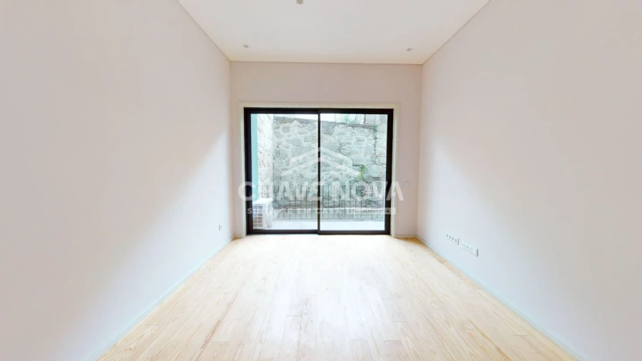 Apartamento T1 para Venda em Cedofeita, Santo Ildefonso, Sé, Miragaia, São Nicolau e Vitória Foto 3