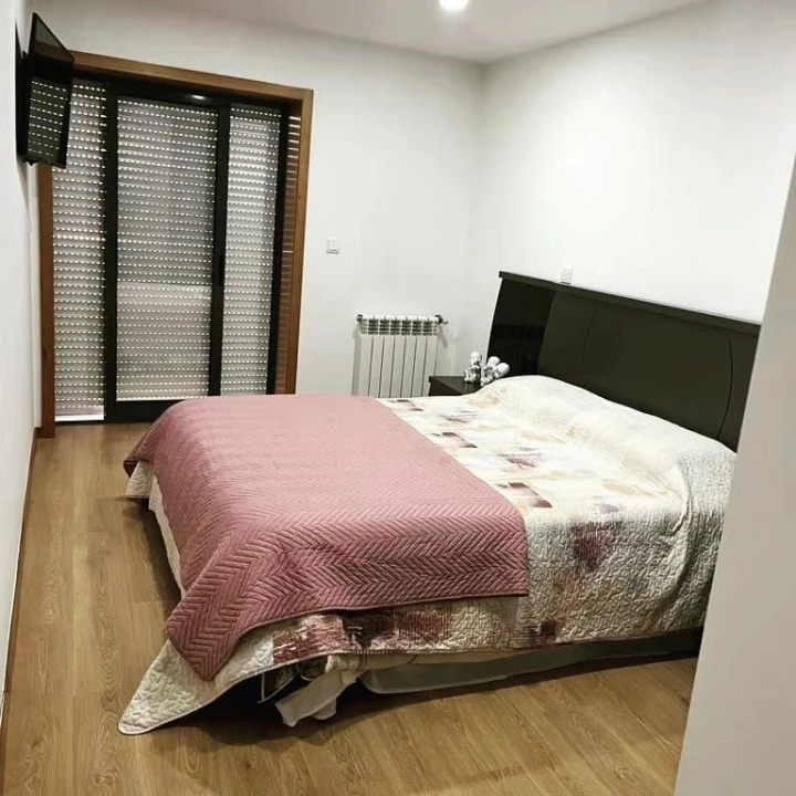 Apartamento T2 para Venda em Paredes Foto 8