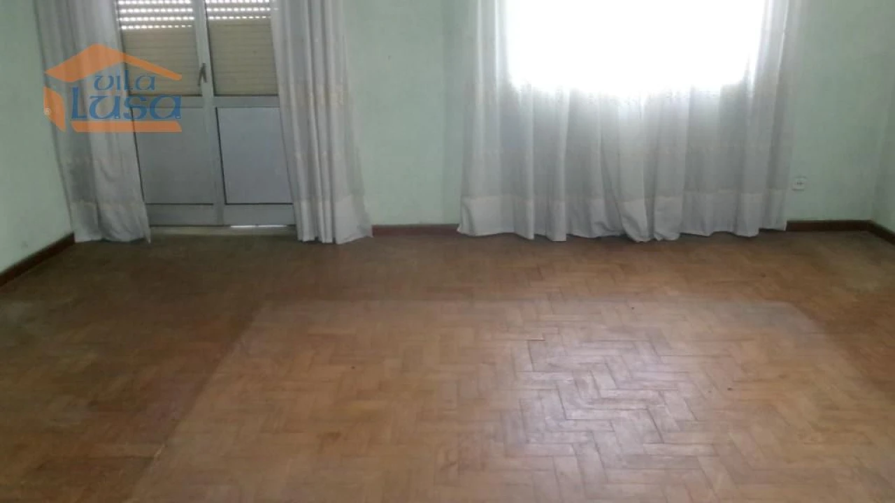 Moradia T5 para Venda em Travancinha Foto 4