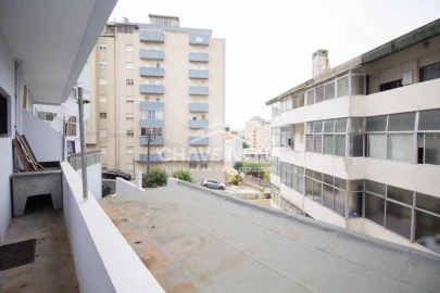 Loja para Trespasse em Oliveira do Douro