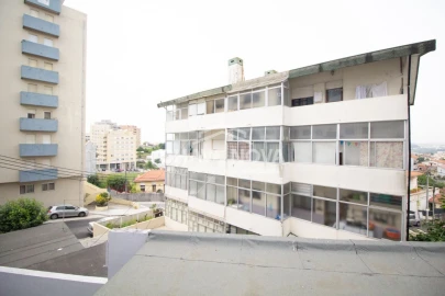 Loja para Trespasse em Oliveira do Douro