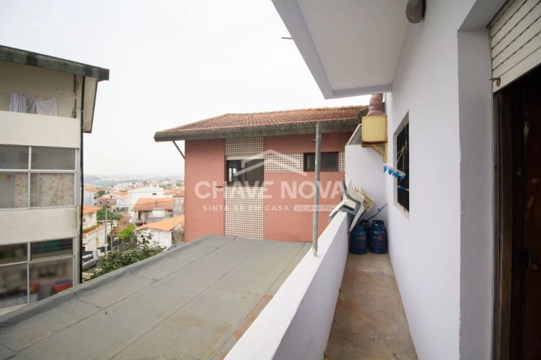 Loja para Trespasse em Oliveira do Douro Foto 13