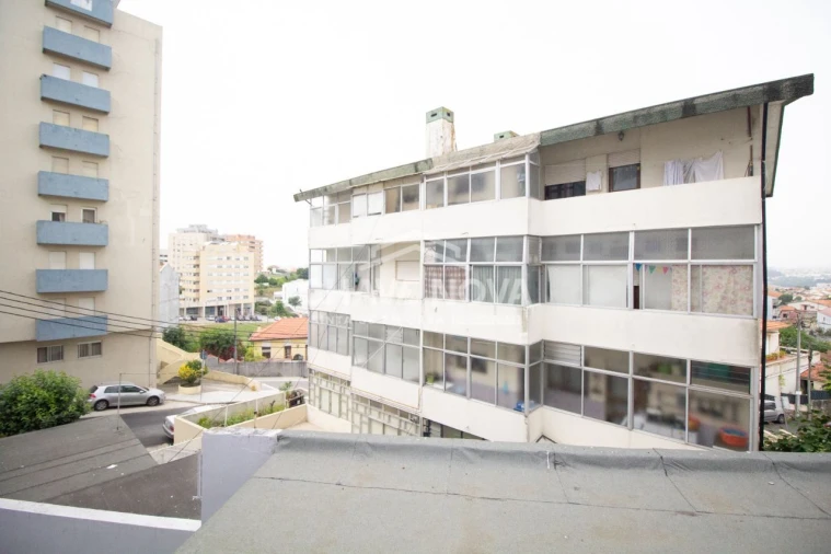 Loja para Trespasse em Oliveira do Douro Foto 14