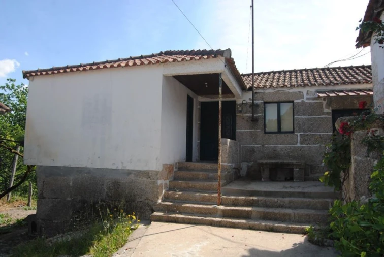 Quinta T3 para Venda em Salvador do Monte Foto 6