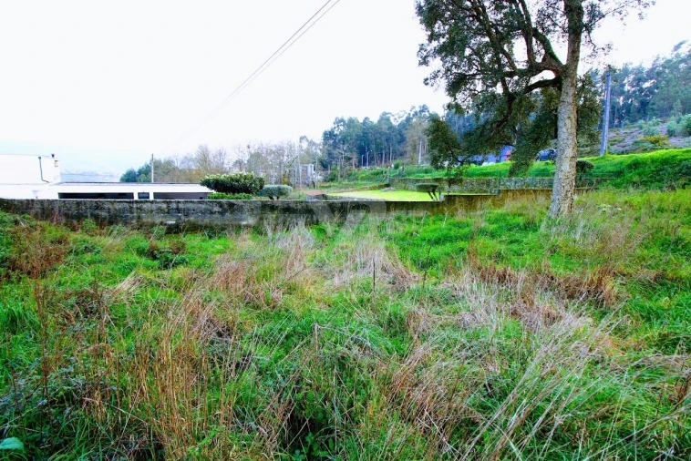 Terreno para Venda em Arcozelo Foto 11