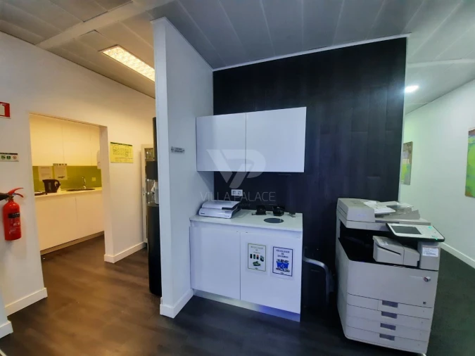 Escritório para Arrendamento em Campo de Ourique Foto 12