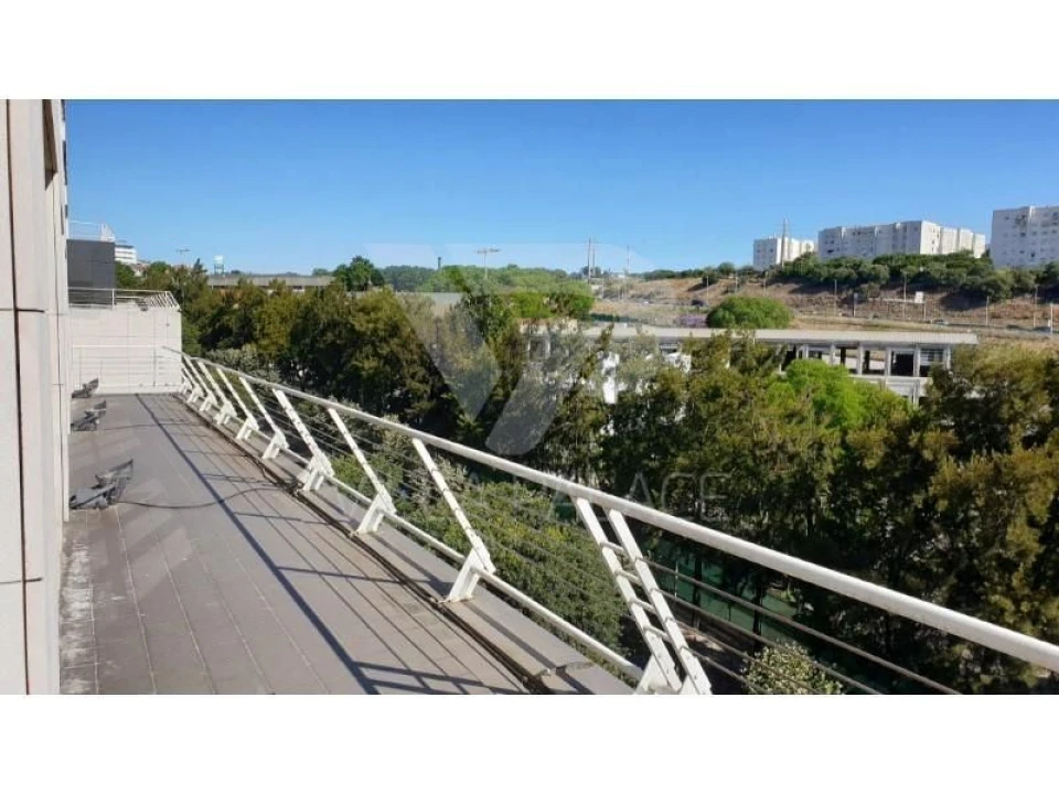 Escritório para Arrendamento em Algés, Linda-A-Velha e Cruz Quebrada-Dafundo Foto 10