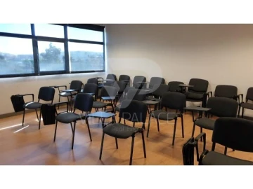 Escritório para Arrendamento em Algés, Linda-A-Velha e Cruz Quebrada-Dafundo