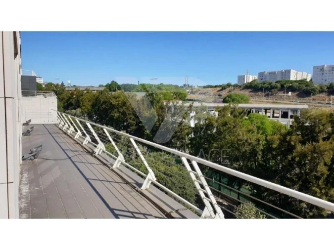 Escritório para Arrendamento em Algés, Linda-A-Velha e Cruz Quebrada-Dafundo Foto 10