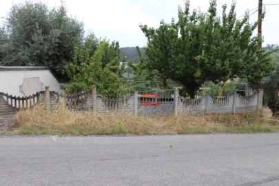 Terreno Misto para Venda em Caxarias