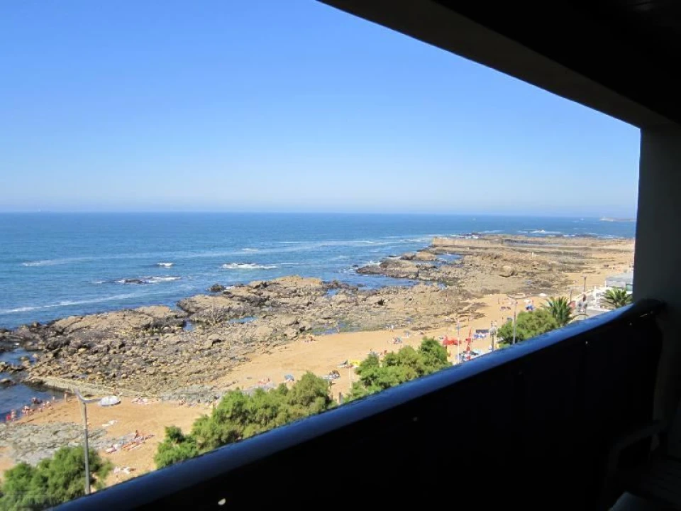 Apartamento T2 para Venda em Aldoar, Foz do Douro e Nevogilde Foto 1