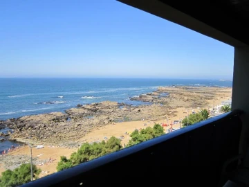 Apartamento T2 para Venda em Aldoar, Foz do Douro e Nevogilde