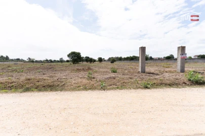 Terreno Misto para Venda em Vale de Santarem