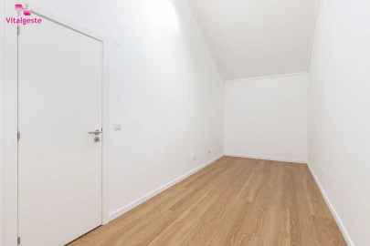 Apartamento T2 para Venda em Vialonga