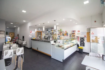 Loja para Trespasse em Castêlo da Maia