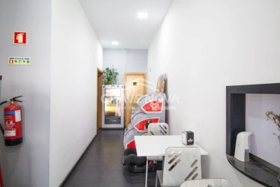 Loja para Trespasse em Castêlo da Maia