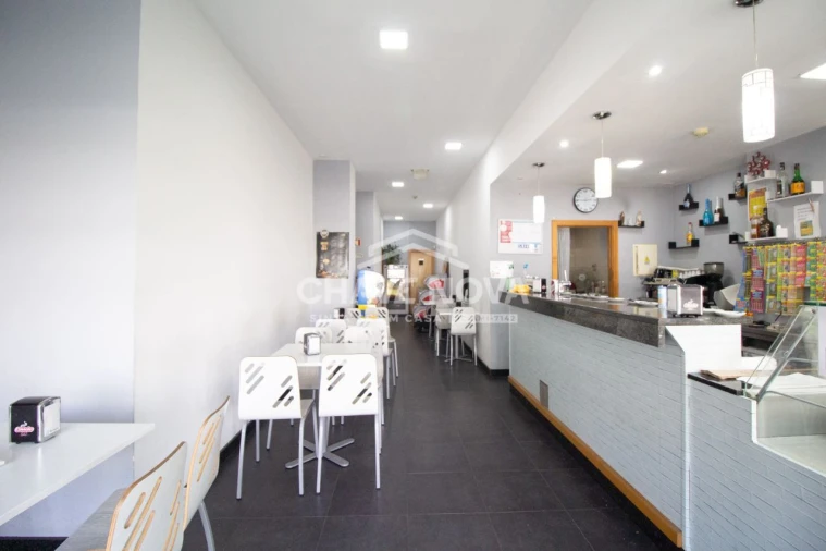 Loja para Trespasse em Castêlo da Maia Foto 2