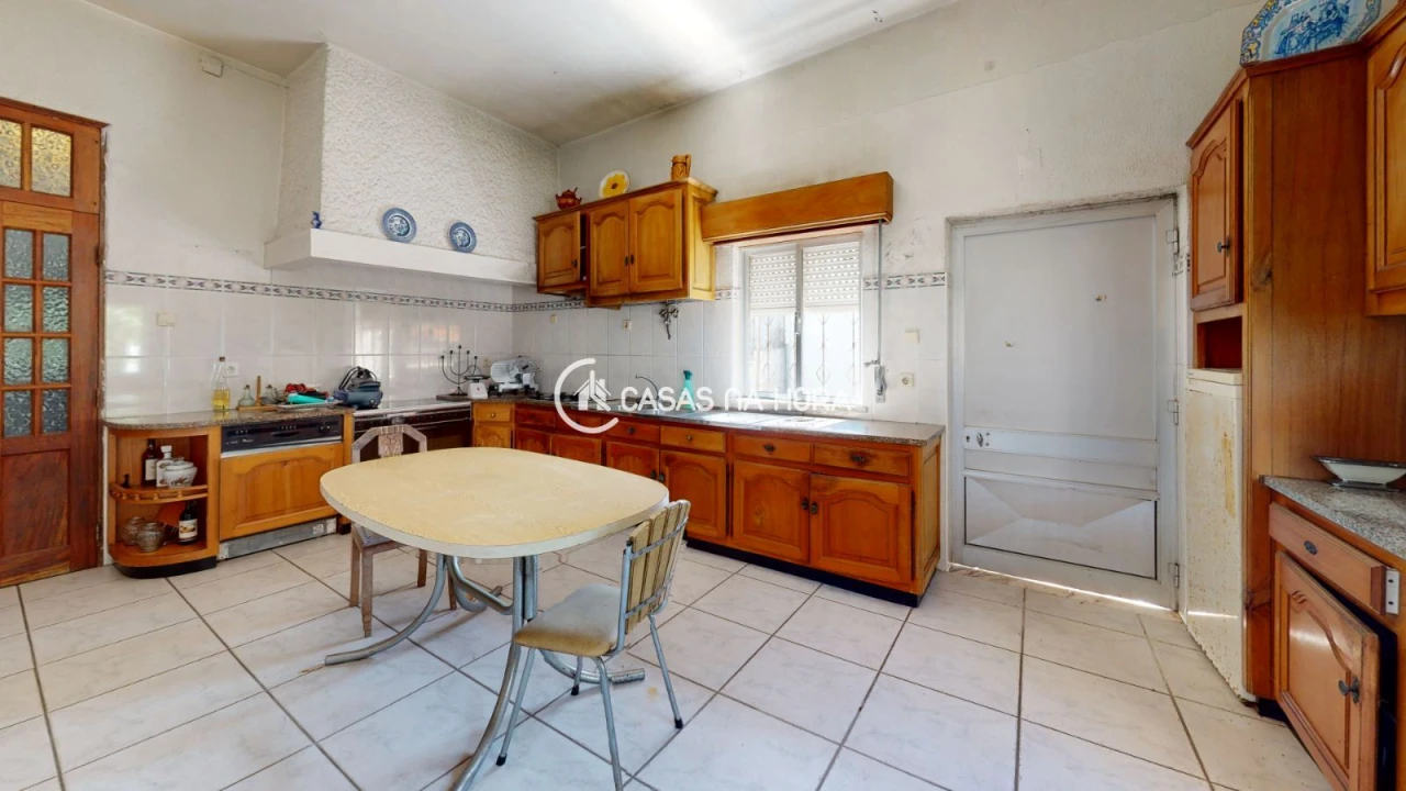 Moradia T4 para Venda em Aguiar da Beira e Coruche Foto 4