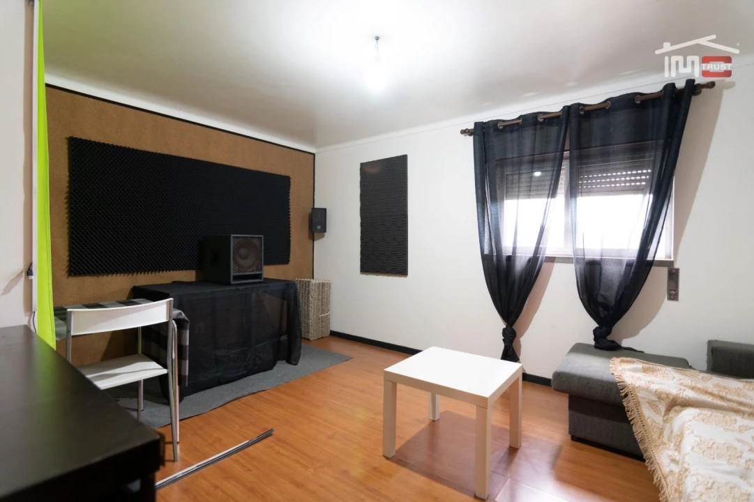 Prédio para Venda em Nossa Senhora da Piedade Foto 25