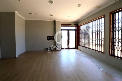 Loja para Arrendamento em Esmoriz