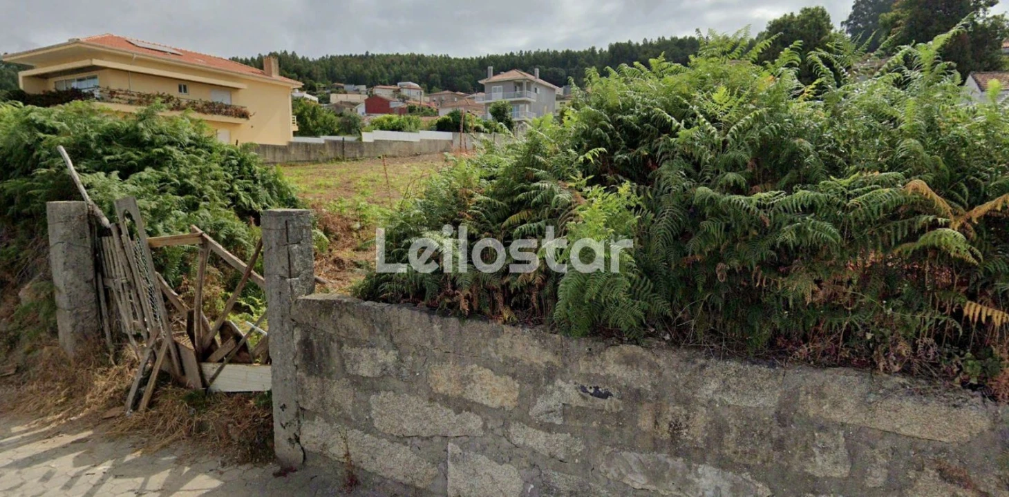 Terreno para Venda em Canelas Foto 1