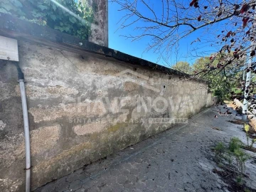 Terreno Misto para Venda em Oliveira do Douro