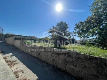 Terreno Misto para Venda em Oliveira do Douro