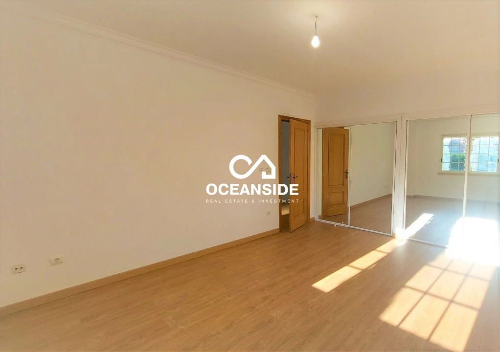 Moradia T5 para Arrendamento em Cascais e Estoril Foto 29