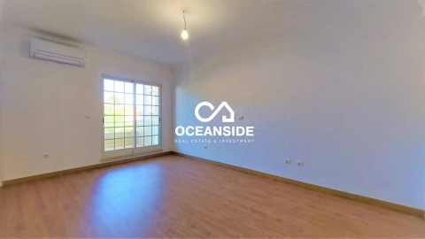 Moradia T5 para Arrendamento em Cascais e Estoril