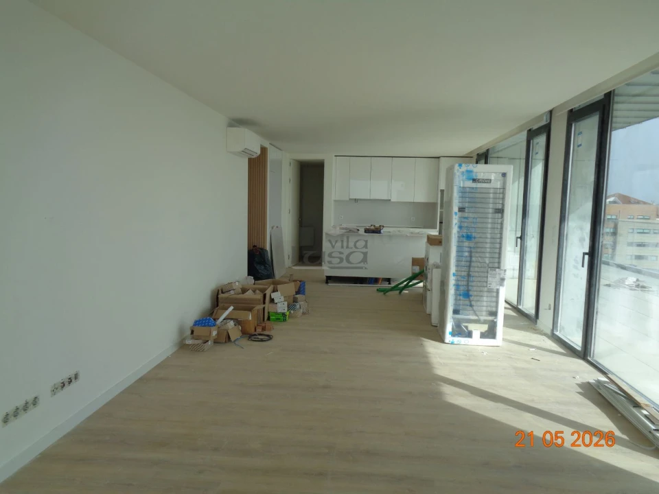 Apartamento T4 para Venda em Glória e Vera Cruz Foto 2