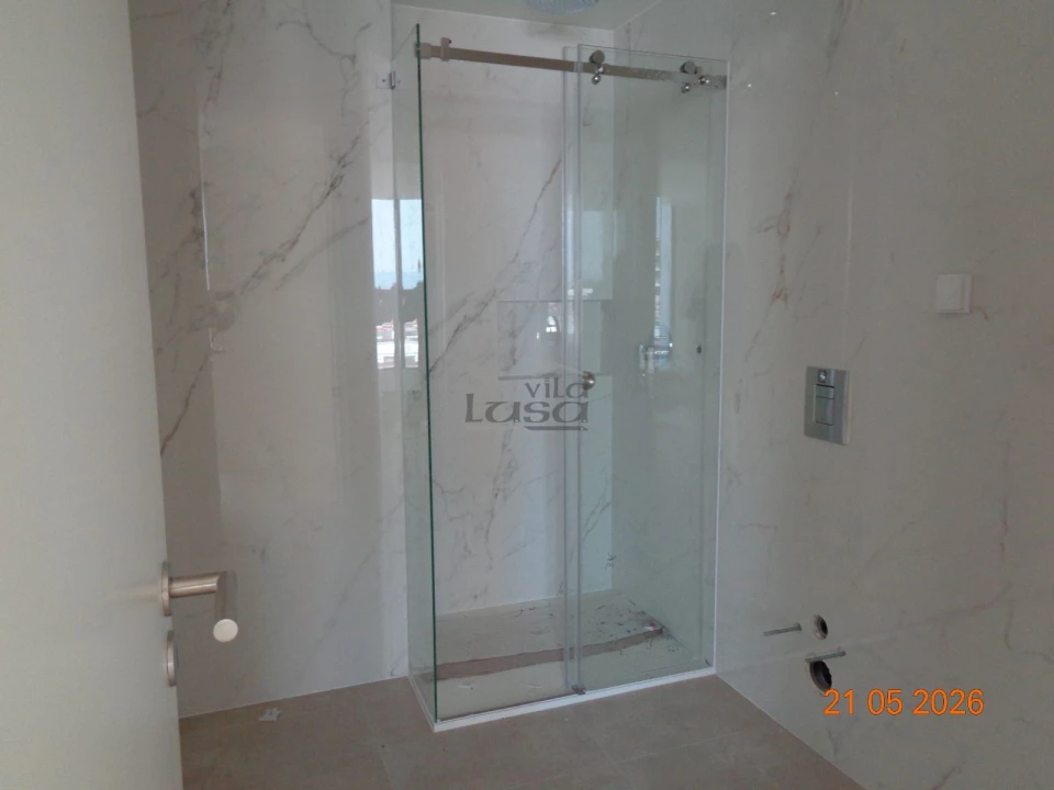 Apartamento T4 para Venda em Glória e Vera Cruz Foto 13