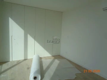 Apartamento T4 para Venda em Glória e Vera Cruz