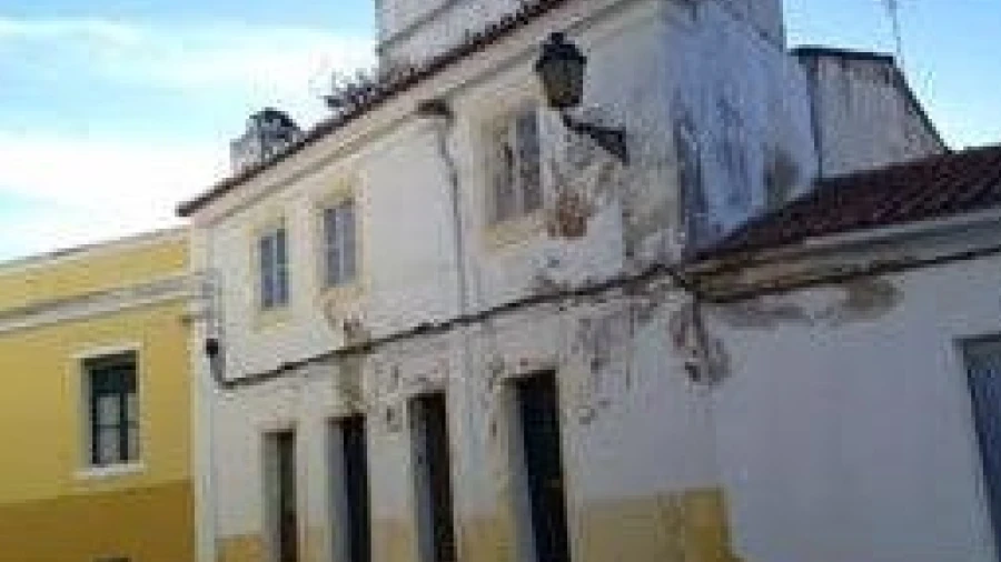 Moradia T1 para Venda em Caia, São Pedro e Alcáçova