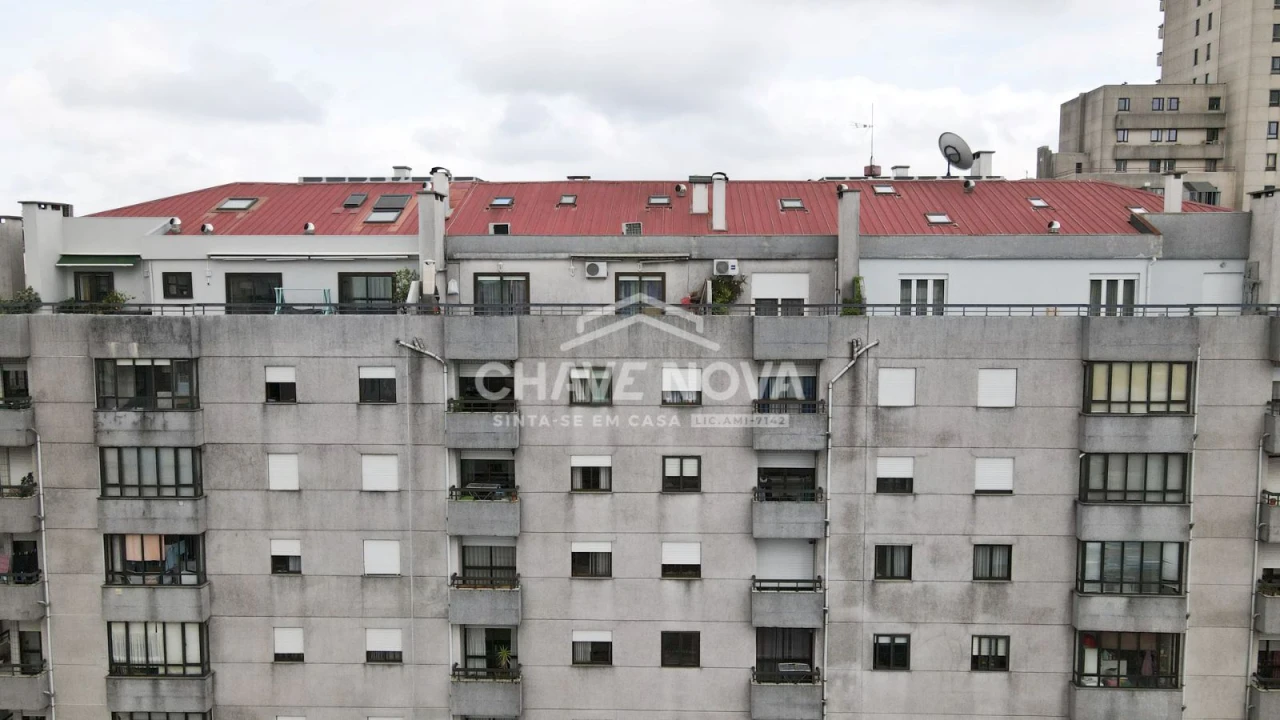 Terreno P/ Prédio para Venda em São João da Madeira Foto 8