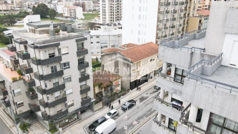 Terreno P/ Prédio para Venda em São João da Madeira