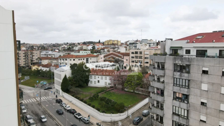 Terreno P/ Prédio para Venda em São João da Madeira Foto 9