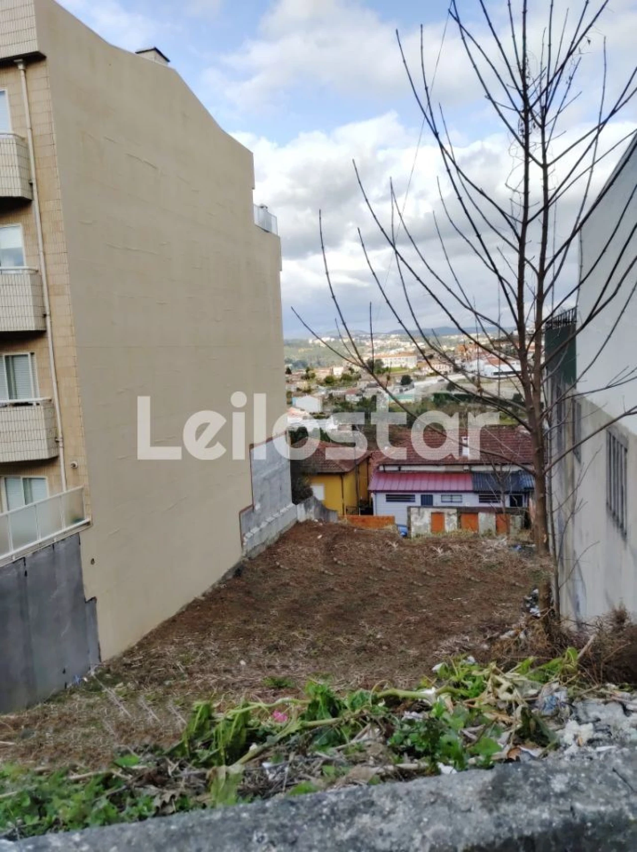 Terreno P/ Prédio para Venda em Oliveira do Douro Foto 3