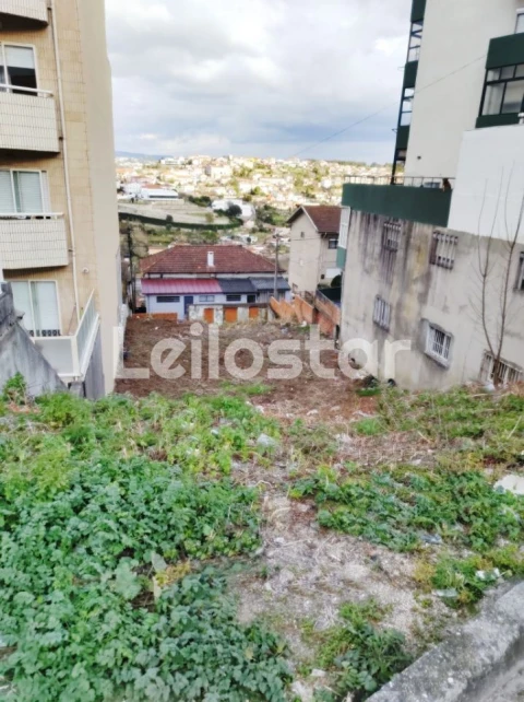 Terreno P/ Prédio para Venda em Oliveira do Douro