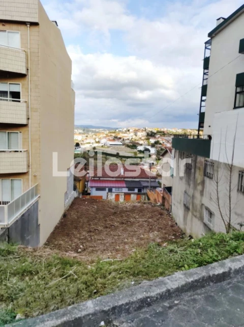 Terreno P/ Prédio para Venda em Oliveira do Douro