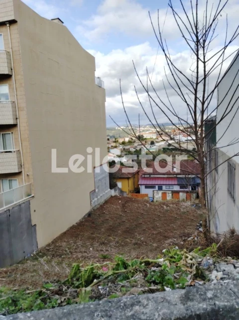 Terreno P/ Prédio para Venda em Oliveira do Douro