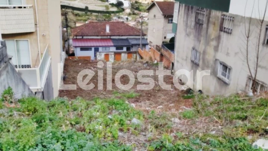 Terreno P/ Prédio para Venda em Oliveira do Douro