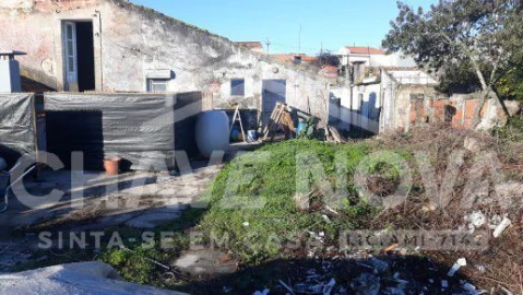 Moradia T1 para Venda em Canidelo