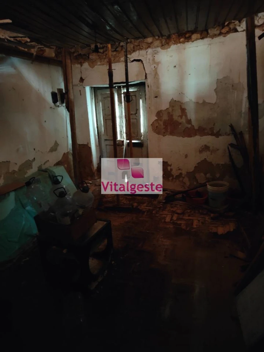 Moradia T4 para Venda em Vialonga Foto 19