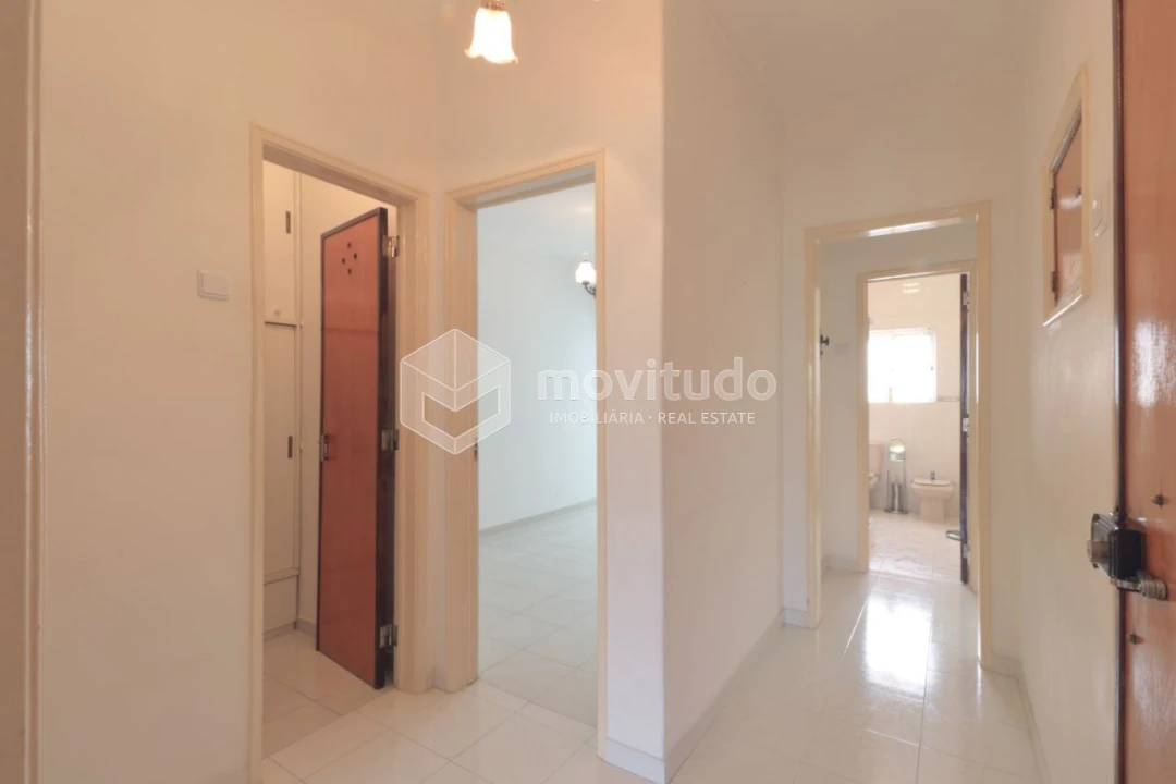 Apartamento T2 para Venda em Alhandra, São João dos Montes e Calhandriz Foto 4