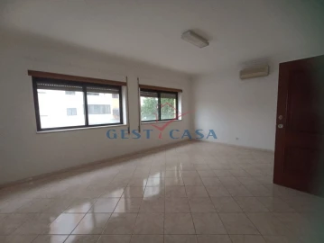 Prédio para Venda em Castelo Branco